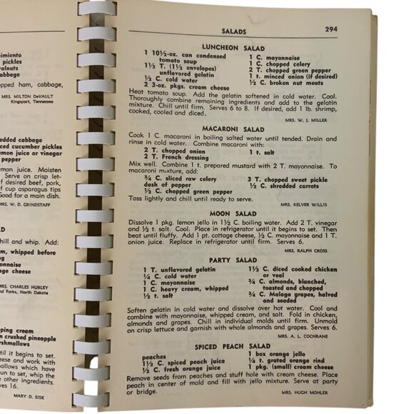 Smoky Mountain Magic Cookbook 1970 Junior Service League Johnson City TN Spiral - Picture 11 of 16